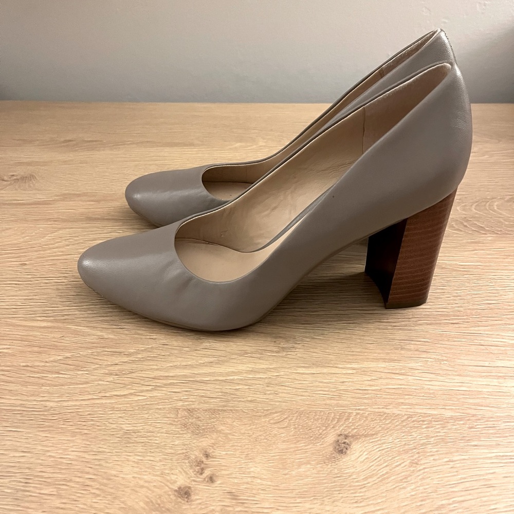 Franco Sarto warm gray block heal leather heals
